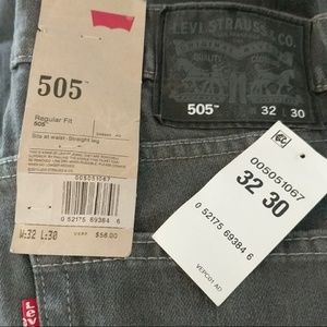 🎆24 hr Sale🎆Levi's 505 Regular Fit W 32 L 30